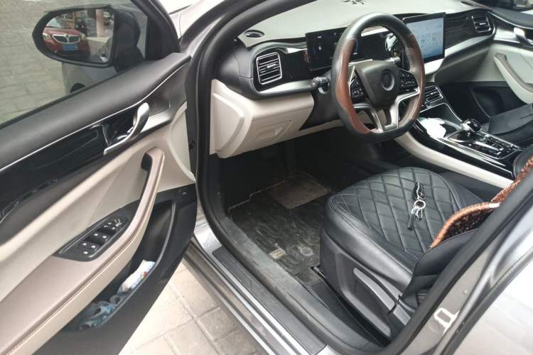 Used BYD Qin PLUS 2023 Champion Edition EV 420KM Leading Model Driver Seat