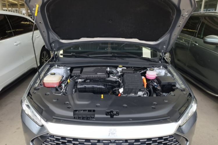 Used BYD Qin PLUS 2023 Champion Edition DM-i 120KM Excellence Model Engine Bay
