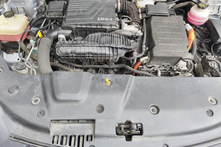 Used BYD Qin PLUS 2023 Champion Edition DM-i 120KM Excellence Model Engine Bay