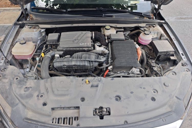 Used BYD Qin PLUS 2023 Champion Edition DM-i 55KM Leading Model Engine Bay