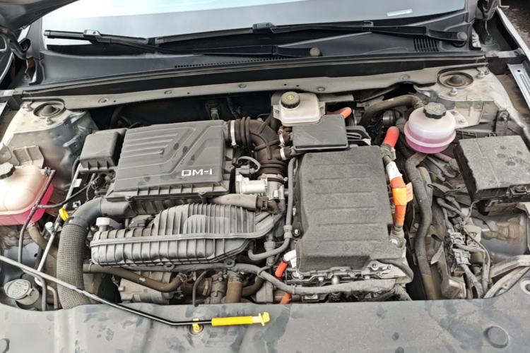 Used BYD Qin PLUS 2023 Champion Edition DM-i 55KM Leading Model Engine Bay