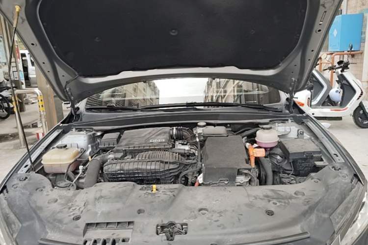 Used BYD Qin PLUS 2023 Champion Edition DM-i 55KM Leading Model Engine Bay