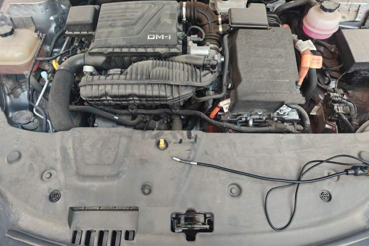 Used BYD Qin PLUS 2023 Champion Edition DM-i 55KM Leading Model Engine Bay