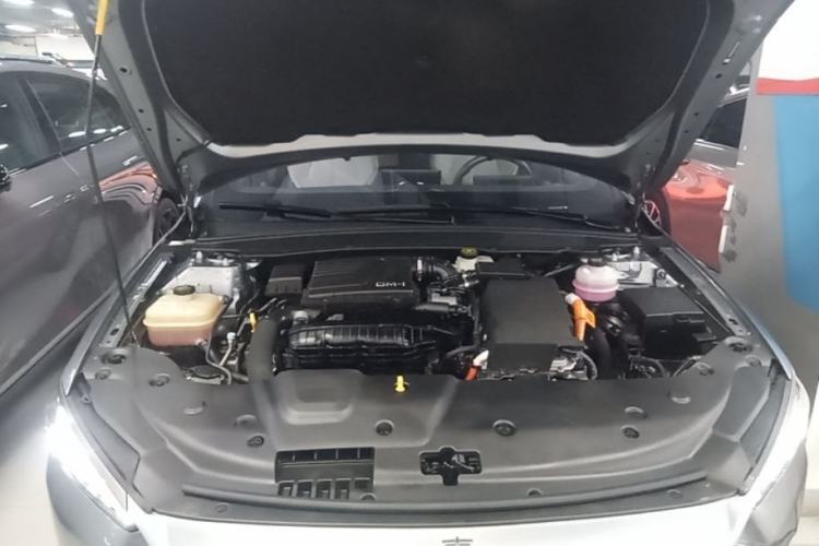 Used BYD Qin PLUS 2023 Champion Edition DM-i 55KM Superior Model Engine Bay