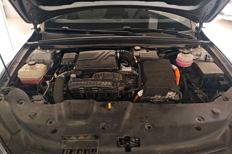 Used BYD Qin PLUS 2023 Champion Edition DM-i 55KM Leading Model Engine Bay