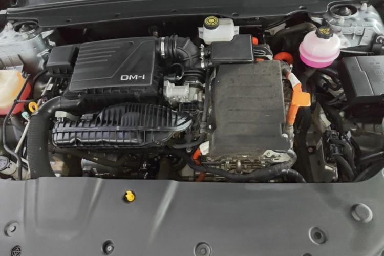 Used BYD Qin PLUS 2023 Champion Edition DM-i 55KM Leading Model Engine Bay