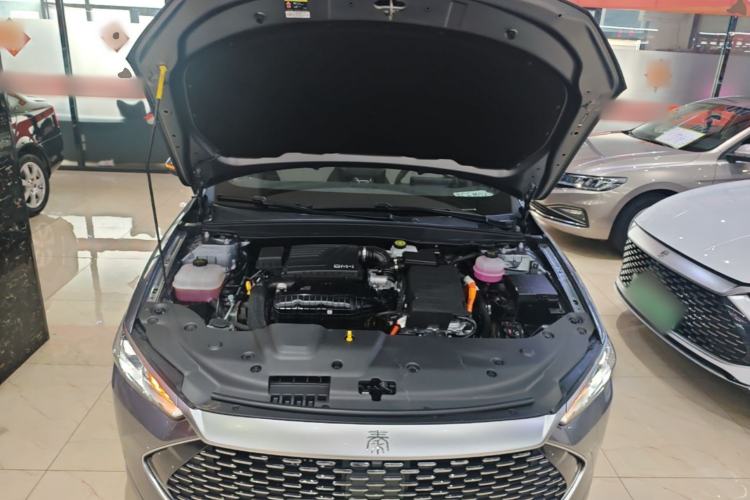 Used BYD Qin PLUS 2023 Champion Edition DM-i 55KM Leading Model Engine Bay