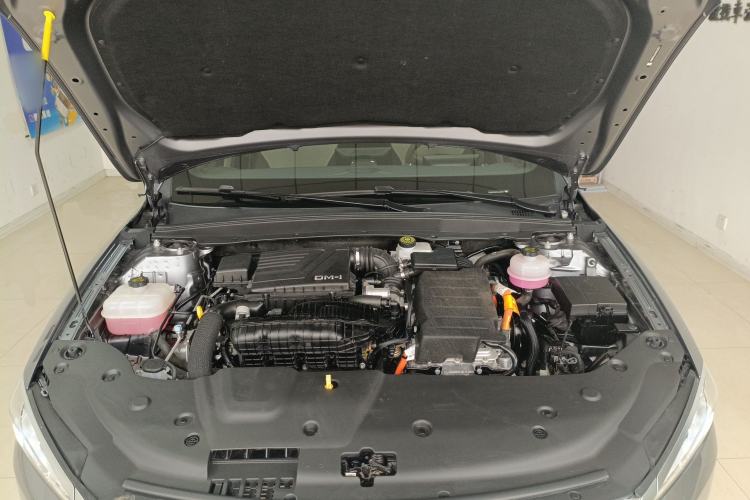 Used BYD Qin PLUS 2023 Champion Edition DM-i 55KM Leading Model Engine Bay