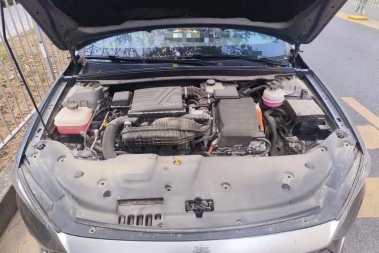 Used BYD Qin PLUS 2023 Champion Edition DM-i 120KM Beyond Model Engine Bay