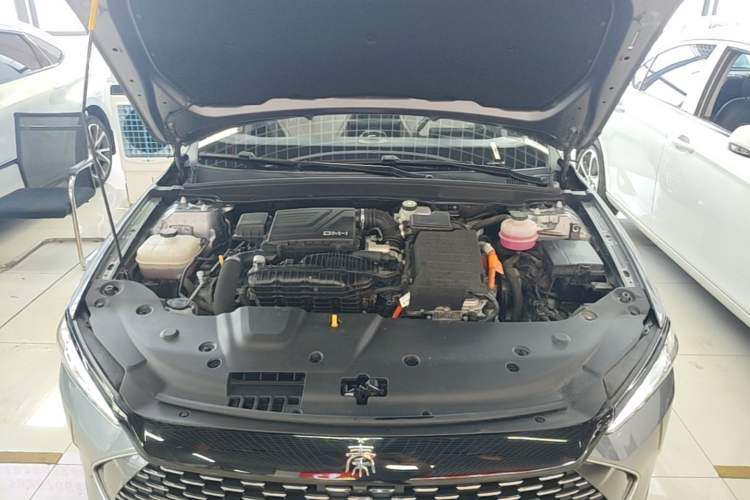 Used BYD Qin PLUS 2023 Champion Edition DM-i 55KM Superior Model Engine Bay