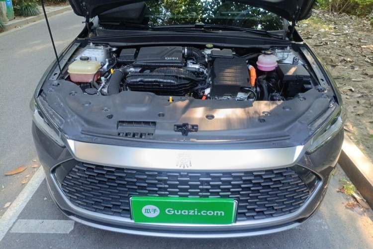 Used BYD Qin PLUS 2023 Champion Edition DM-i 120KM Beyond Model Engine Bay