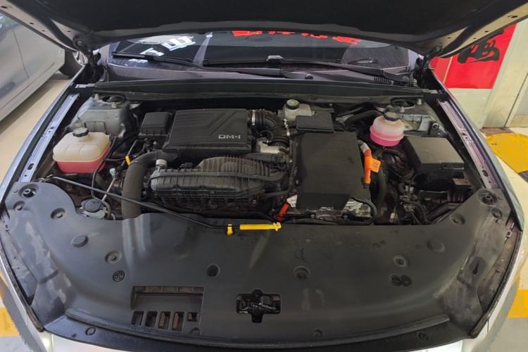 Used BYD Qin PLUS 2023 Champion Edition DM-i 55KM Leading Model Engine Bay