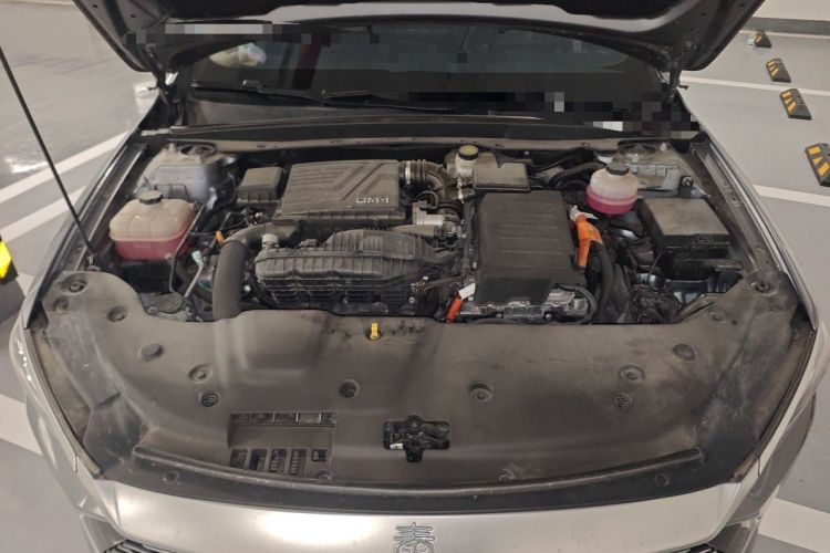 Used BYD Qin PLUS 2023 Champion Edition DM-i 120KM Leading Model Engine Bay