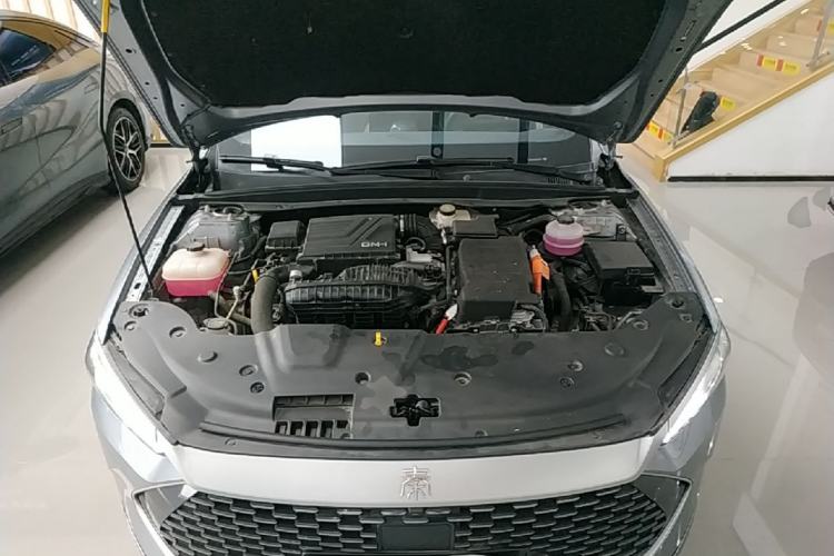 Used BYD Qin PLUS 2023 Champion Edition DM-i 120KM Excellence Model Engine Bay