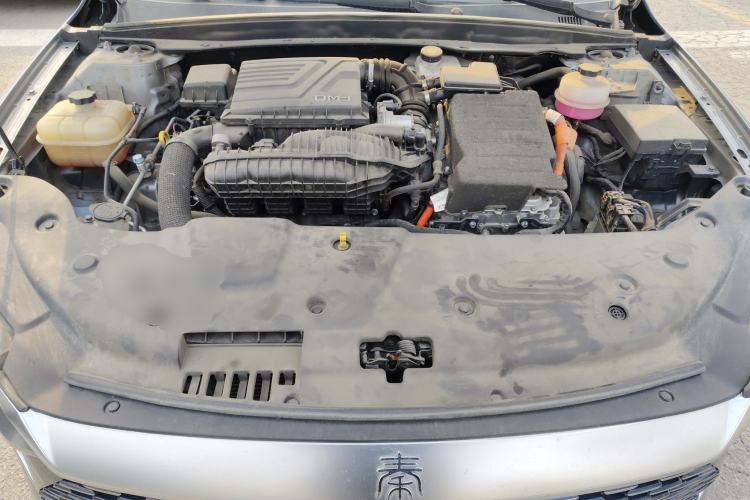 Used BYD Qin PLUS 2023 Champion Edition DM-i 55KM Leading Model Engine Bay