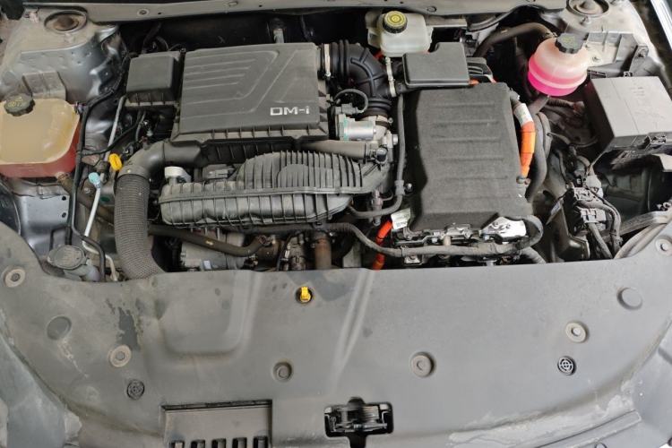 Used BYD Qin PLUS 2023 Champion Edition DM-i 55KM Leading Model Engine Bay