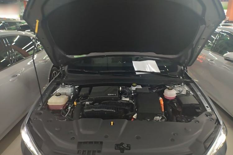 Used BYD Qin PLUS 2023 Champion Edition DM-i 120KM Excellence Model Engine Bay