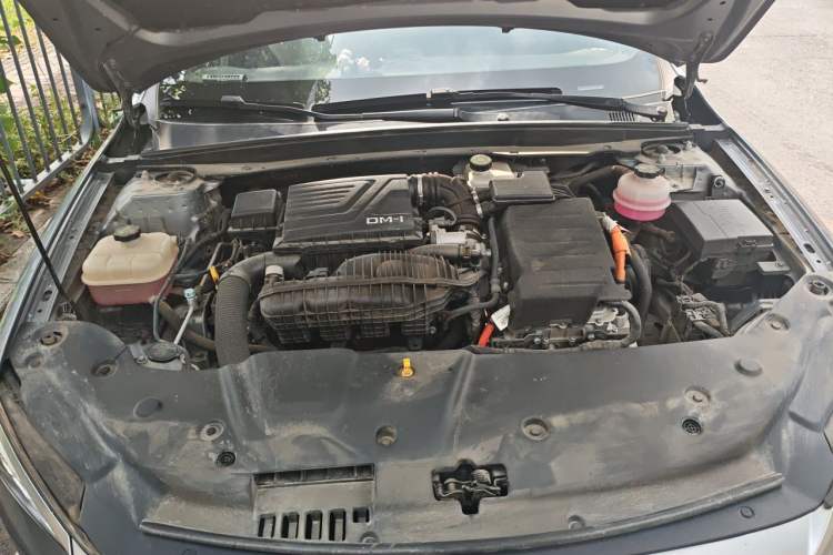 Used BYD Qin PLUS 2023 Champion Edition DM-i 55KM Leading Model Engine Bay