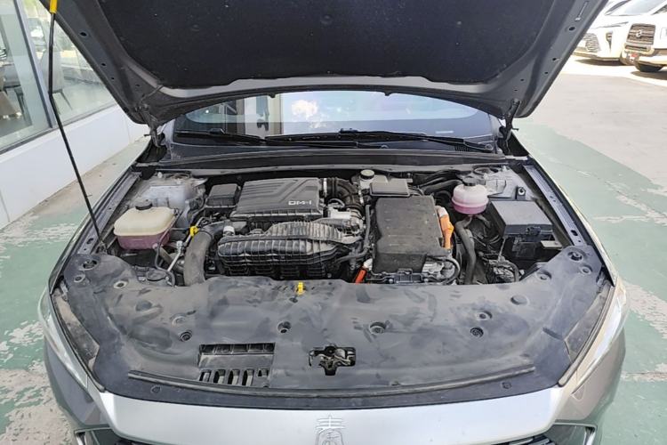 Used BYD Qin PLUS 2023 Champion Edition DM-i 55KM Leading Model Engine Bay