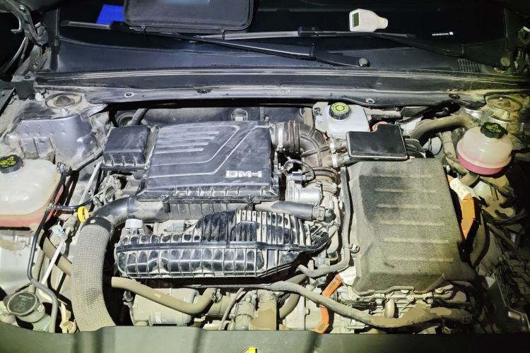 Used BYD Qin PLUS 2023 Champion Edition DM-i 55KM Leading Model Engine Bay