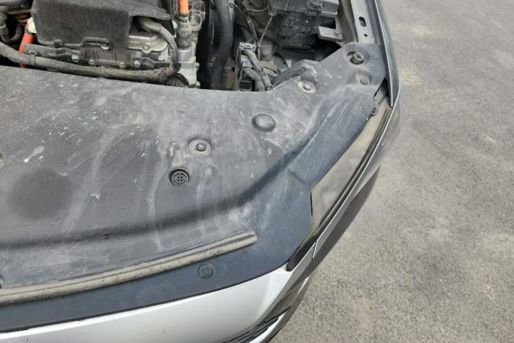 Used BYD Qin PLUS 2023 Champion Edition DM-i 120KM Leading Model Engine Bay Left