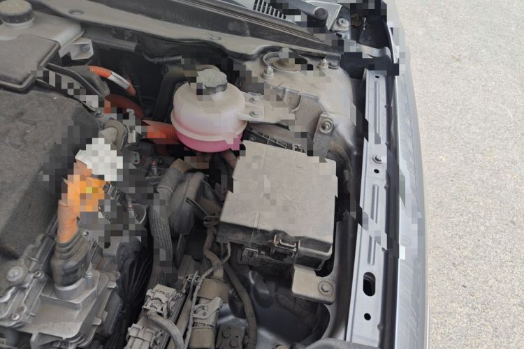 Used BYD Qin PLUS 2023 Champion Edition DM-i 120KM Leading Model Engine Bay Left
