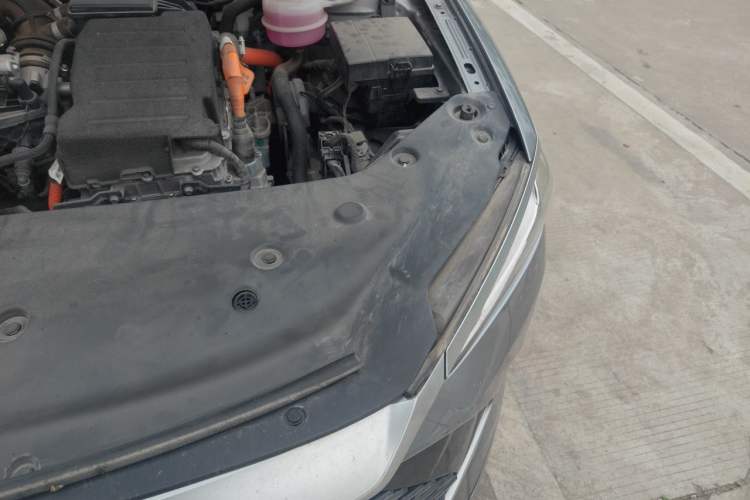 Used BYD Qin PLUS 2023 Champion Edition DM-i 55KM Leading Model Engine Bay Left