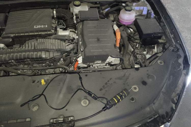 Used BYD Qin PLUS 2023 Champion Edition DM-i 55KM Leading Model Engine Bay Left