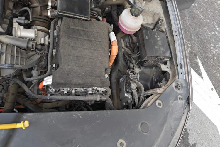 Used BYD Qin PLUS 2023 Champion Edition DM-i 55KM Leading Model Engine Bay Left