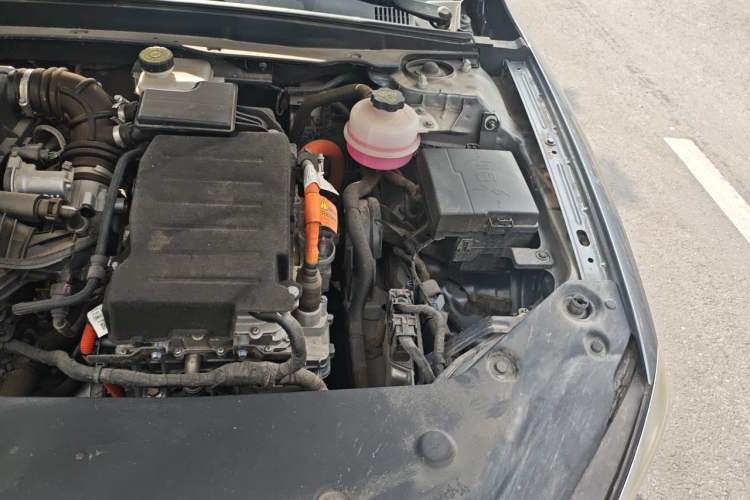 Used BYD Qin PLUS 2023 Champion Edition DM-i 55KM Leading Model Engine Bay Left