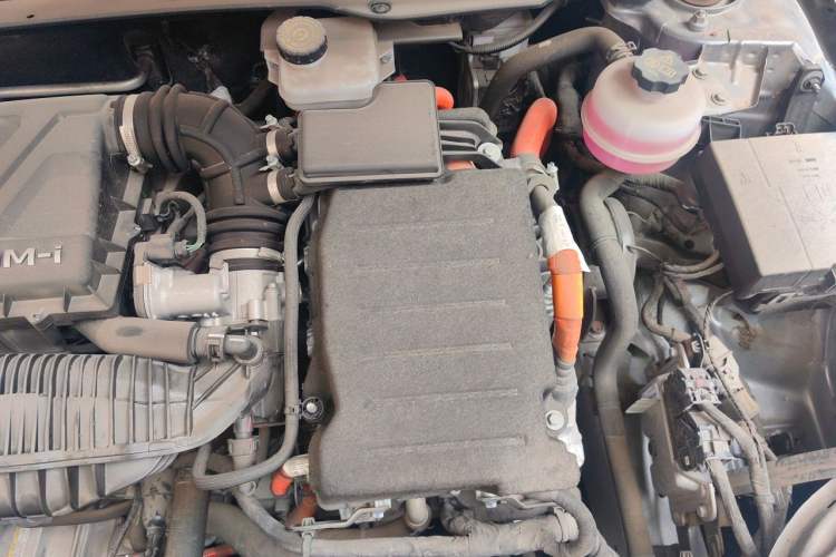 Used BYD Qin PLUS 2023 Champion Edition DM-i 55KM Leading Model Engine Bay Left