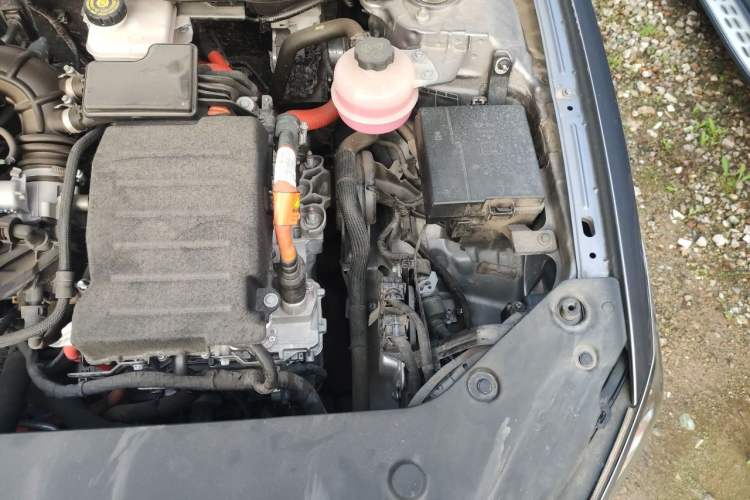 Used BYD Qin PLUS 2023 Champion Edition DM-i 55KM Superior Model Engine Bay Left
