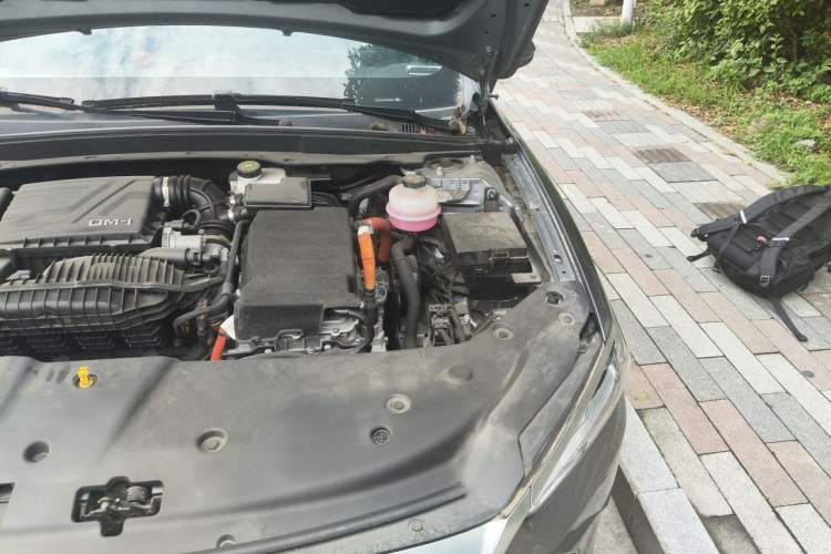 Used BYD Qin PLUS 2023 Champion Edition DM-i 55KM Leading Model Engine Bay Left