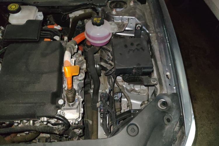 Used BYD Qin PLUS 2023 Champion Edition DM-i 120KM Leading Model Engine Bay Left