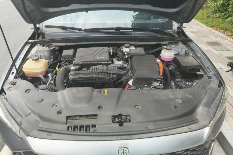 Used BYD Qin PLUS 2023 Champion Edition DM-i 55KM Leading Model Engine Bay