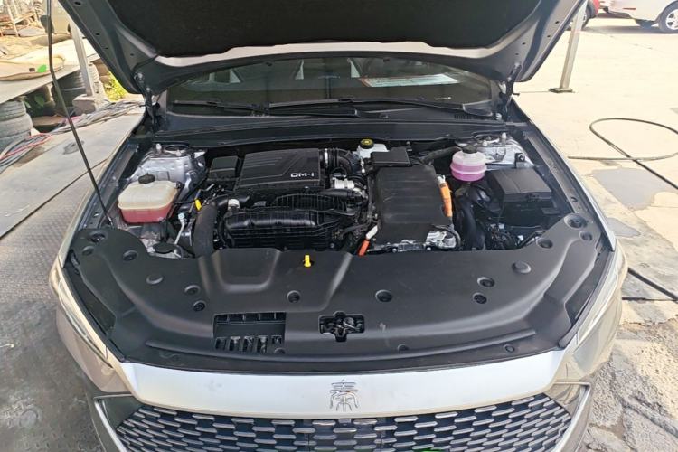 Used BYD Qin PLUS 2023 Champion Edition DM-i 55KM Superior Model Engine Bay