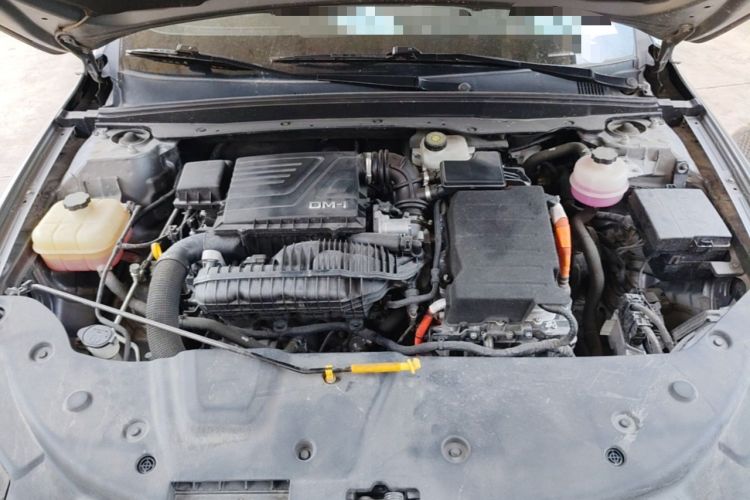 Used BYD Qin PLUS 2023 Champion Edition DM-i 120KM Leading Model Engine Bay