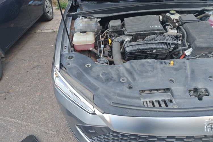 Used BYD Qin PLUS 2023 Champion Edition DM-i 120KM Beyond Model Engine Bay Right