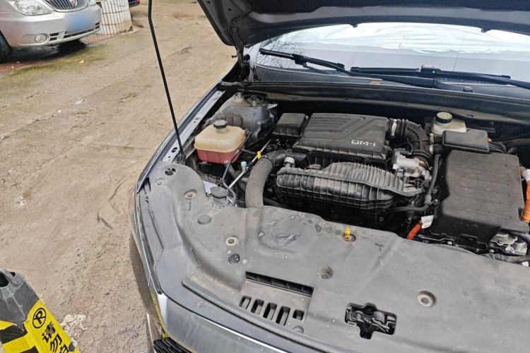 Used BYD Qin PLUS 2023 Champion Edition DM-i 55KM Leading Model Engine Bay Right