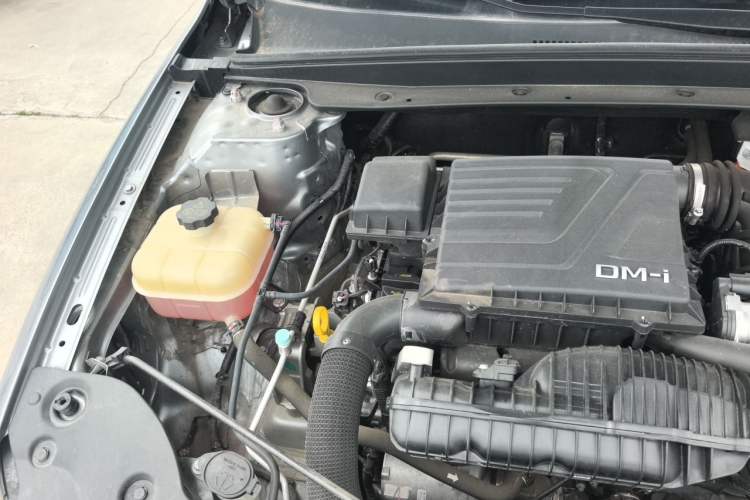 Used BYD Qin PLUS 2023 Champion Edition DM-i 55KM Superior Model Engine Bay Right