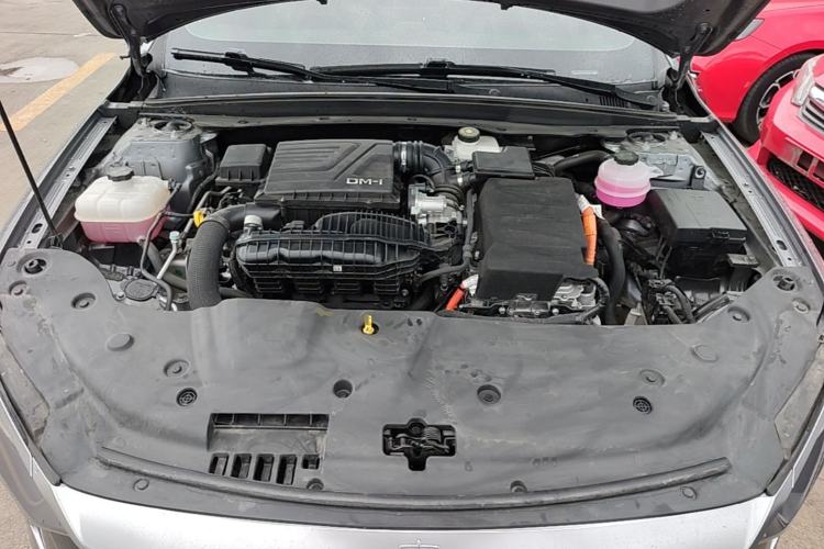 Used BYD Qin PLUS 2023 Champion Edition DM-i 55KM Leading Model Engine Bay