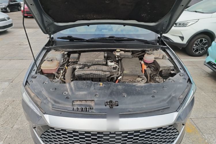 Used BYD Qin PLUS 2023 Champion Edition DM-i 55KM Leading Model Engine Bay