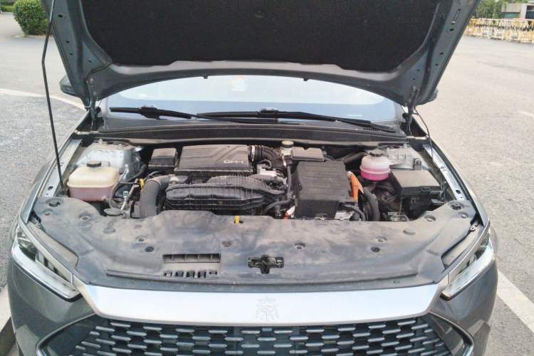 Used BYD Qin PLUS 2023 Champion Edition DM-i 55KM Leading Model Engine Bay