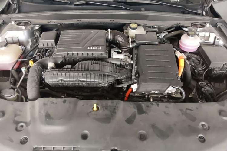 Used BYD Qin PLUS 2023 Champion Edition DM-i 120KM Excellence Model Engine Bay