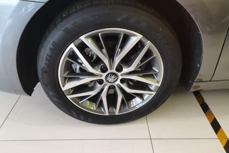 Used BYD Qin PLUS 2023 Champion Edition EV 510KM Leading Model Exterior 1