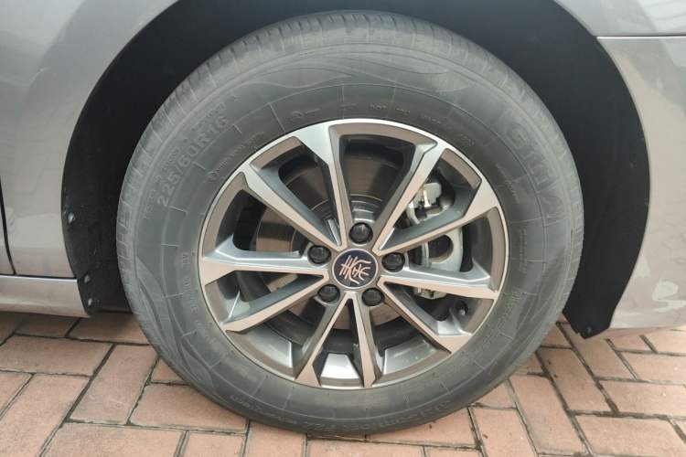 Used BYD Qin PLUS 2023 Champion Edition DM-i 55KM Leading Model Exterior 1