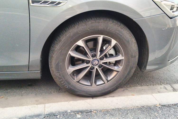 Used BYD Qin PLUS 2023 Champion Edition DM-i 55KM Leading Model Exterior 1