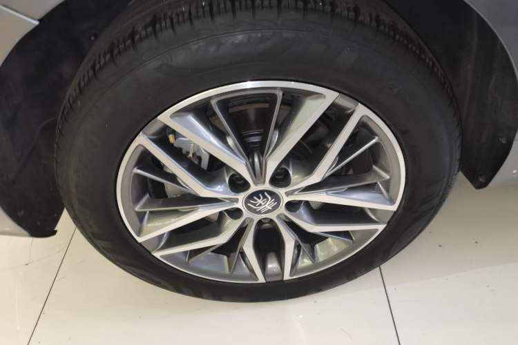 Used BYD Qin PLUS 2023 Champion Edition EV 510KM Leading Model Exterior 2