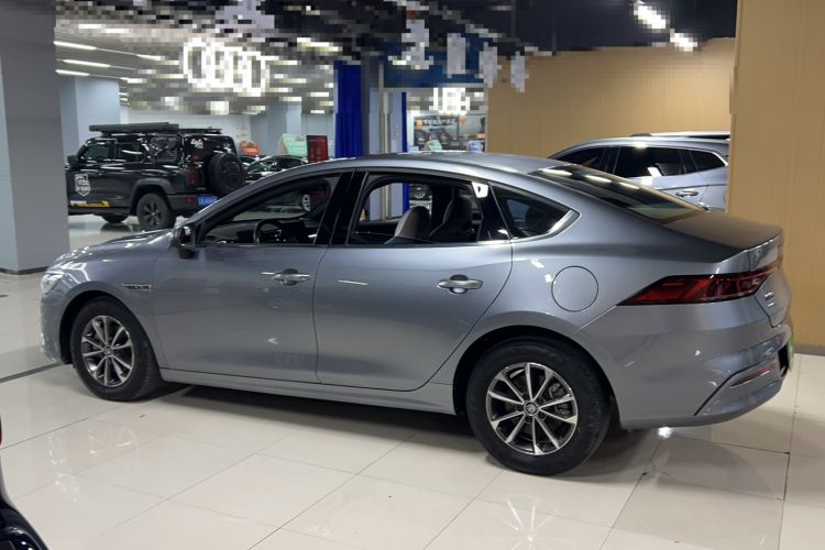 Used BYD Qin PLUS 2023 Champion Edition DM-i 55KM Leading Model Exterior 2