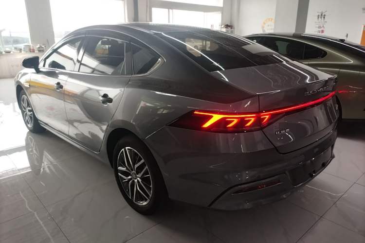Used BYD Qin PLUS 2023 Champion Edition EV 510KM Beyond Model Exterior 2